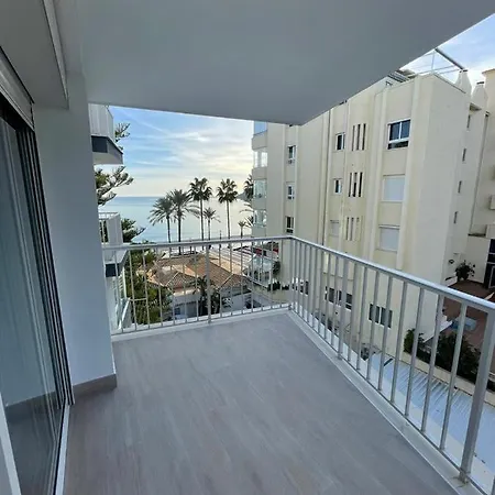 Апартаменты Edificio Albires *